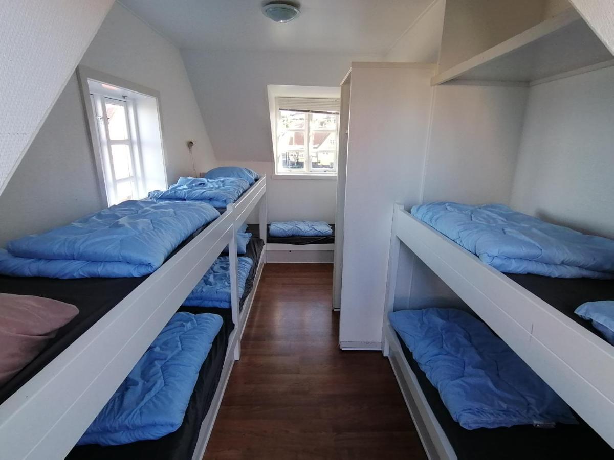 Gudhjem Hostel מראה חיצוני תמונה