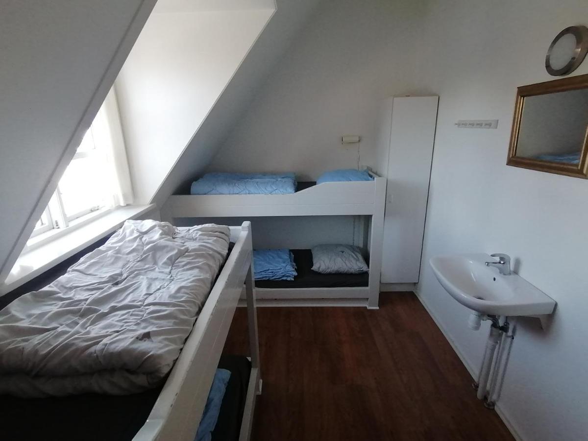 Gudhjem Hostel מראה חיצוני תמונה