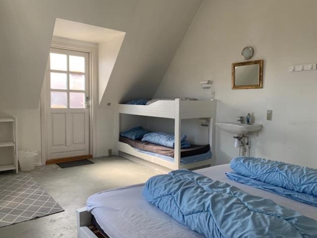 Gudhjem Hostel מראה חיצוני תמונה