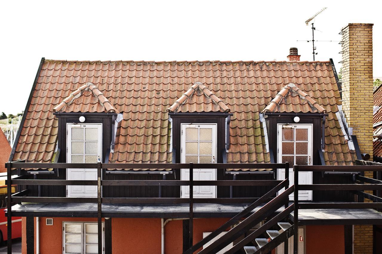 Gudhjem Hostel מראה חיצוני תמונה